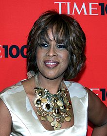 How tall is Gayle King?